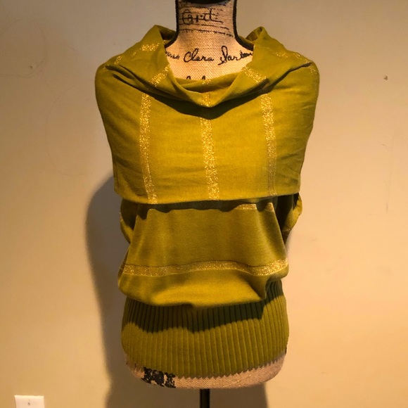 Blouse - Picture 2 of 6